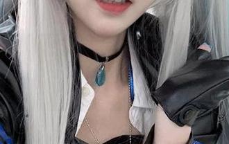 阿薰kaOri的图册终于来了，这黑獣与黑精灵女王的结合到底会怎样？
