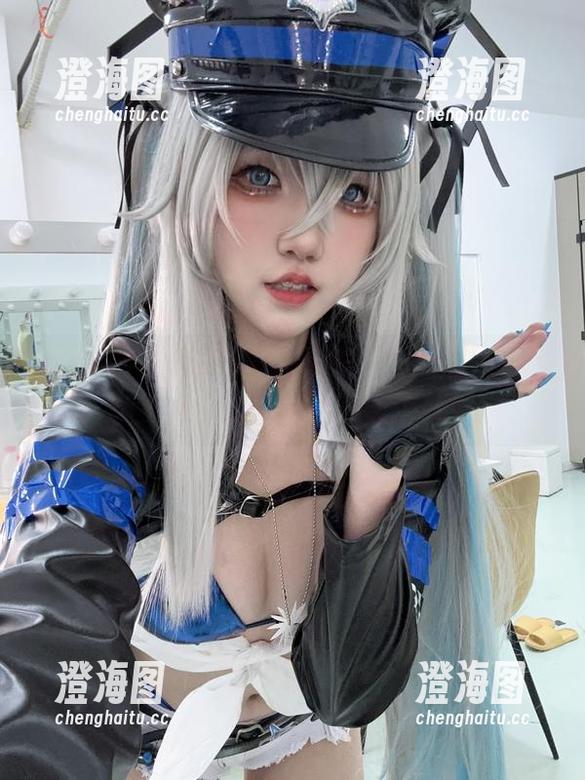 阿薰kaOri的图册终于来了，这黑獣与黑精灵女王的结合到底会怎样？