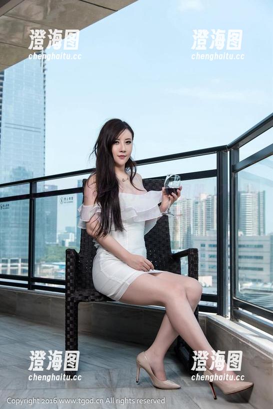 青豆客 - 朱赢Molly的女神图册，不小心就变成了你的心头好