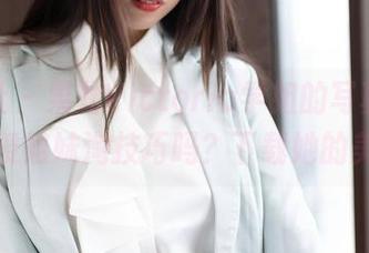 魅妍社 – 果儿Victoria学姐的写真，负责传授姐妹淘技巧吗？下载她的美吧！