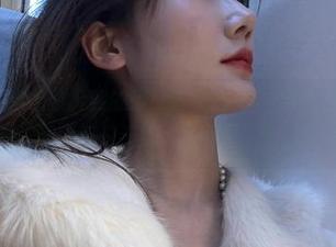 微密圈 – 这组黎允熙的清纯图包精选，是我脑海中的清纯感，但又不只于此，真心让人思绪飞扬。