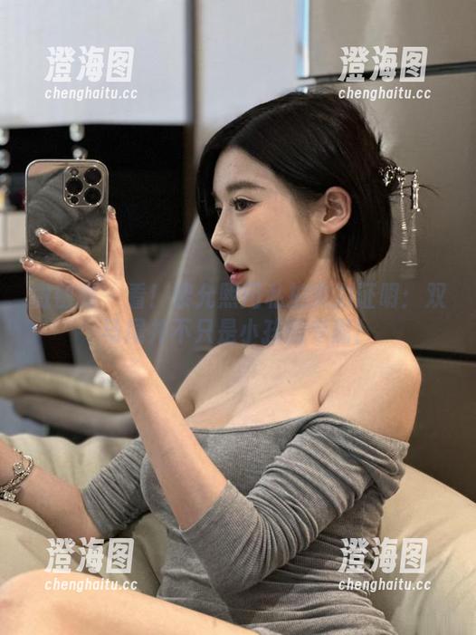 微密圈 - 看！黎允熙用私拍实力证明：双马尾并不只是小孩的专属！