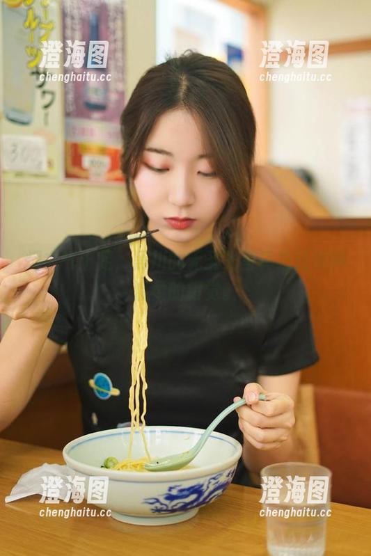 黑川 烟火气十足,黑川的无圣光写真总给我种温柔的错觉。